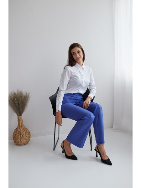 Elegant Women's White Shirt with Pearl Buttons 24501 / 2024 Elegant Women's White Shirt with Pearl Buttons 24501 / 2024