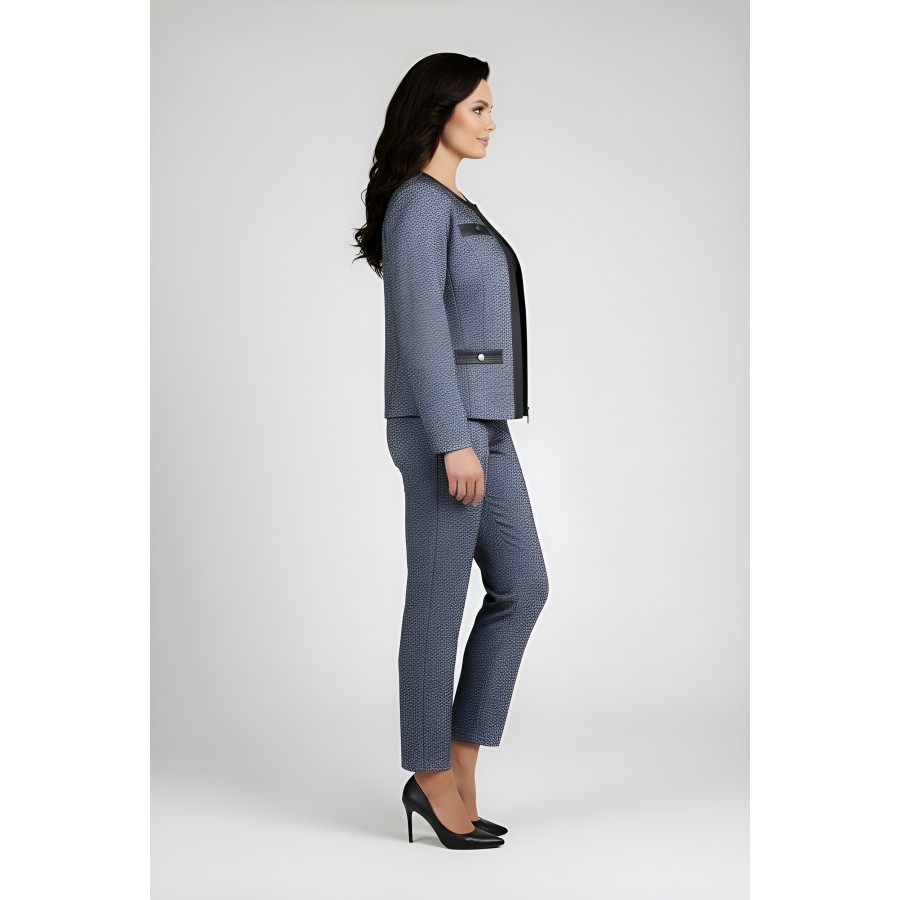 Pantaloni de lână pentru femei în culoarea gri melanj – Eleganță și confort pentru toamna-iarna 25502 / 2025 Pantaloni de lână pentru femei în culoarea gri melanj – Eleganță și confort pentru toamna-iarna 25502 / 2025
