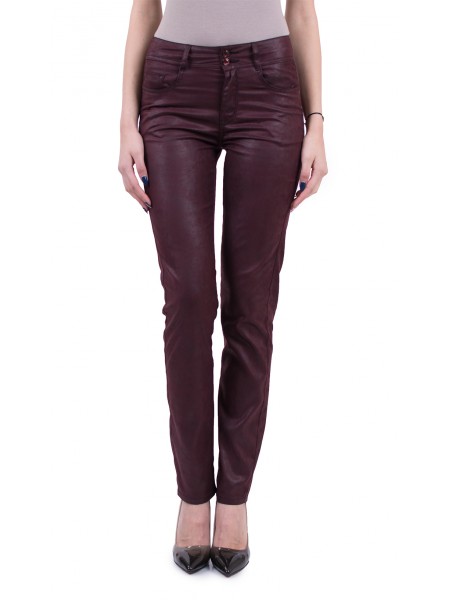 Sporty-elegant, cotton women's trousers in burgundy N 18114