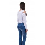 Комбо дамска бяла блуза и третирани дамски дънки  BN 18122 White - 18131  на топ цена