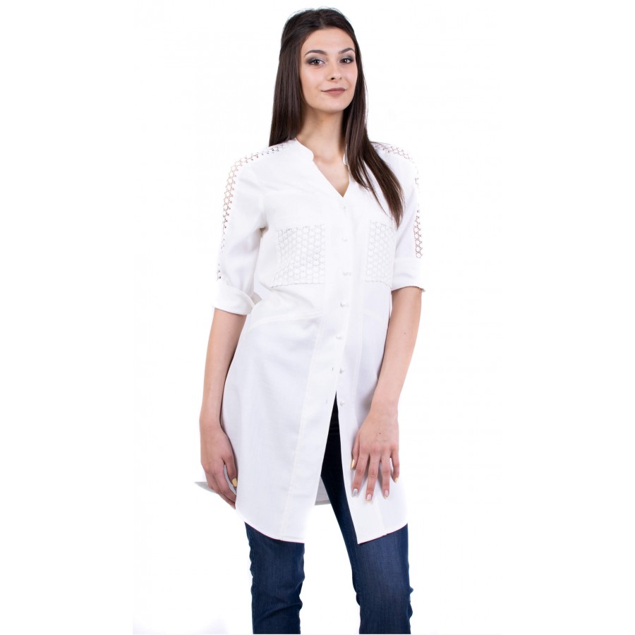 Women's white tunic B 19233 / 2019