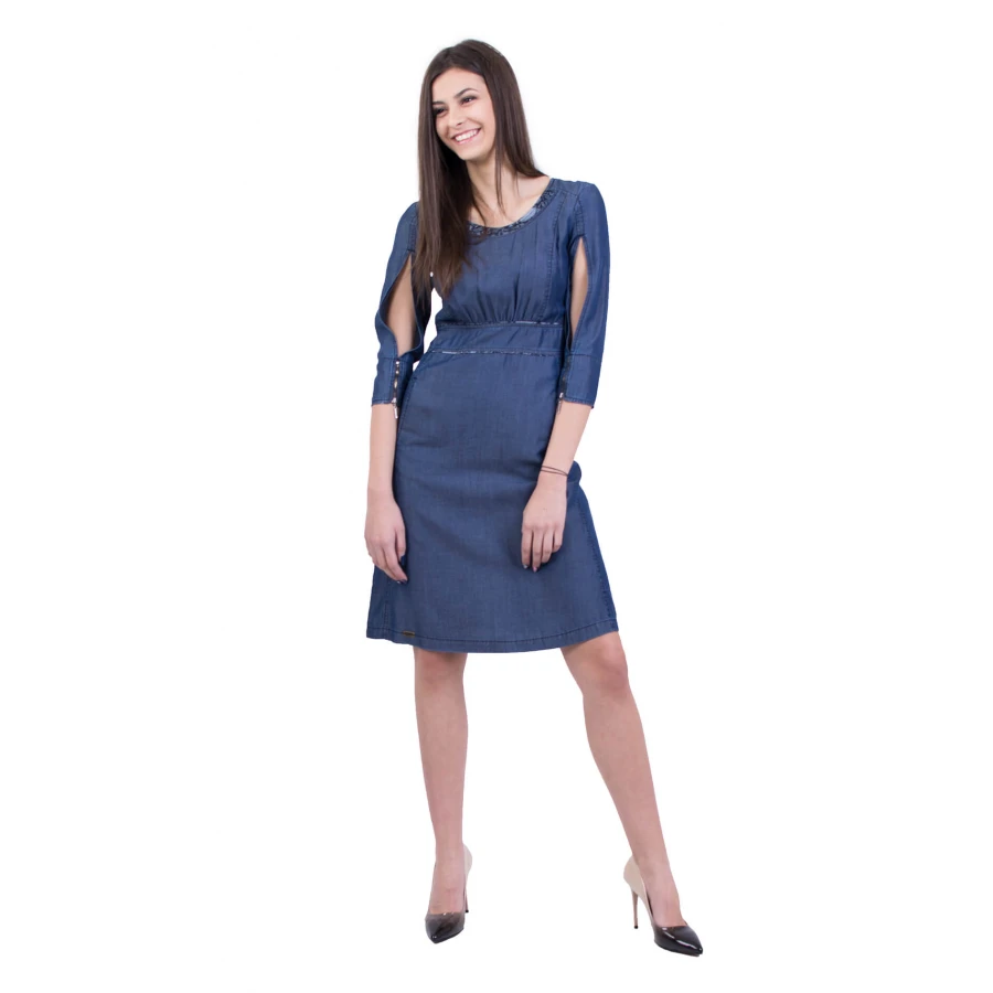 Hoş ve Konforlu Denim Kumaştan Denim Elbise R 18106 Hoş ve Konforlu Denim Kumaştan Denim Elbise R 18106