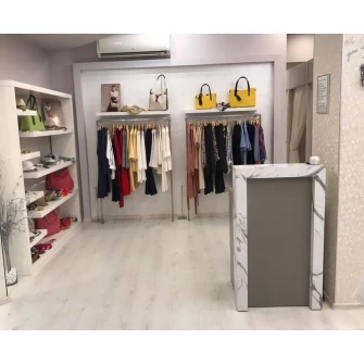Дамски костюми Стара Загора: Най-новото от INISESS