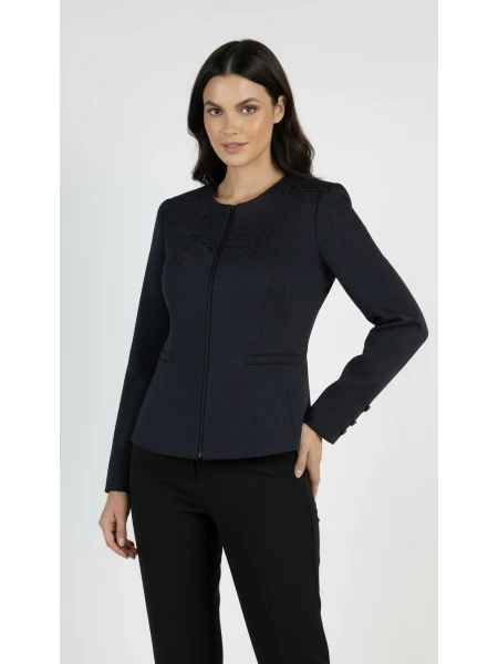 Елегантно Дамско Черно Сако с Релефен Плат 24517 / 2024