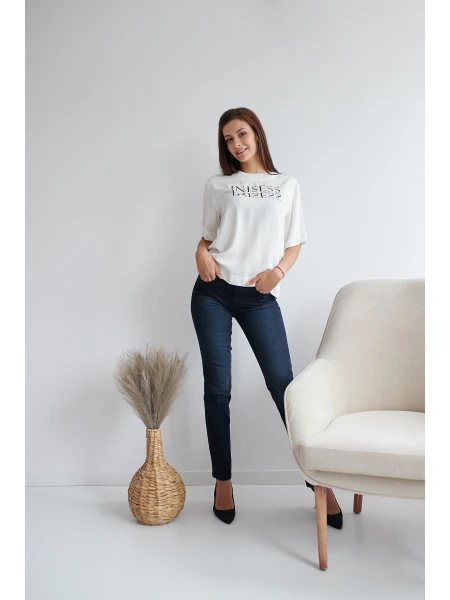 Есенни Дънки с Класическа Кройка 24510 / 2024 Есенни Дънки с Класическа Кройка 24510 / 2024