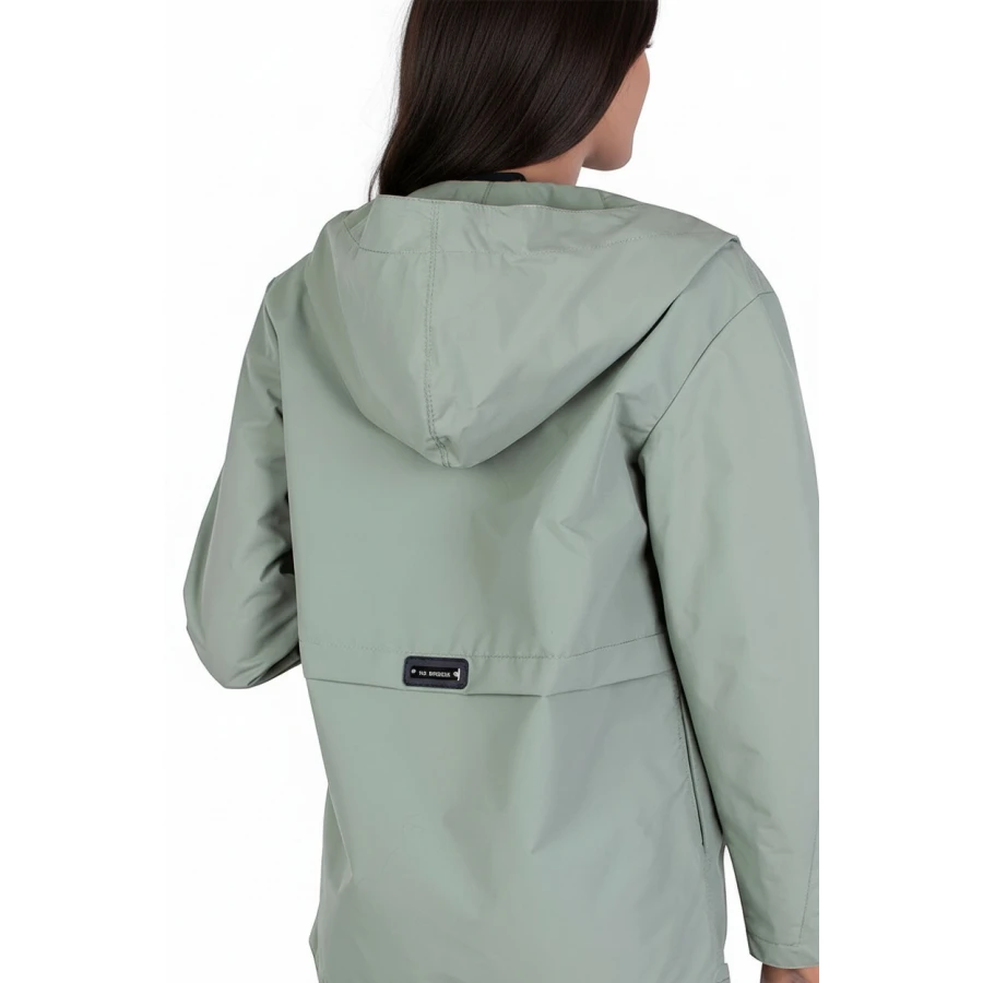 Спортно Яке с Качулка - Защита за Дъждовни Дни 25509 / 2025 Спортно Яке с Качулка - Защита за Дъждовни Дни 25509 / 2025