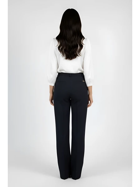 Класически Черен Панталон с Широк Крачол 25517 - Есен/Зима 25/26 Класически Черен Панталон с Широк Крачол 25517 - Есен/Зима 25/26