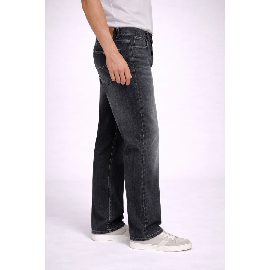 Men's Jeans Dark Grey to Black – Freedom and Durability 1303 Black / 2026