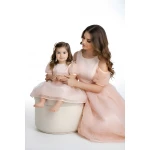 Комплект Рокли за Майка и Дъщеря в Цвят Пудра - Нежност и Елегантност 25704 - 703 / 2025