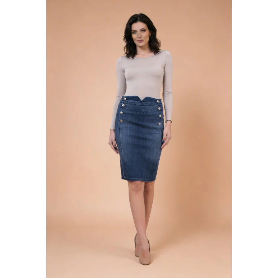 Fusta din denim cu nasturi decorative 18101 / 2018