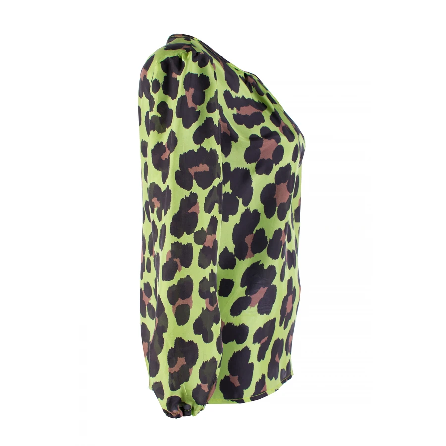 Silk Women's Blouse with Leopard Print – Luxury and Comfort 24538 / 2025