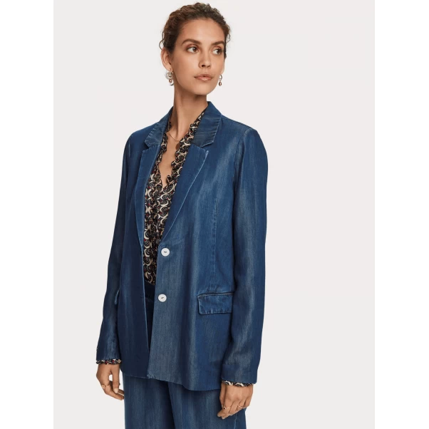 Densel suits from Tensel - a lightness that inspires Densel suits from Tensel - a lightness that inspires