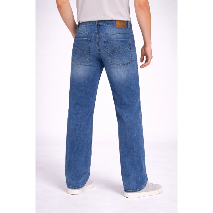 Men's Light Blue Denim Jeans – Freedom of Movement 1402 Blue / 2026