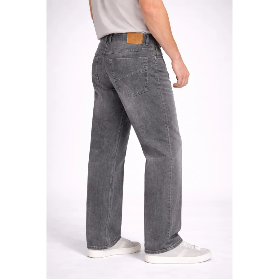 Blugi bărbătești gri deschis, cu picior drept – Clasici și confortabili 18501 gri / 2026