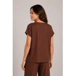 Kahverengi Kadın Bluz – Tencel, Şıklık ve Kusursuz Zarafet 26108 / 2026