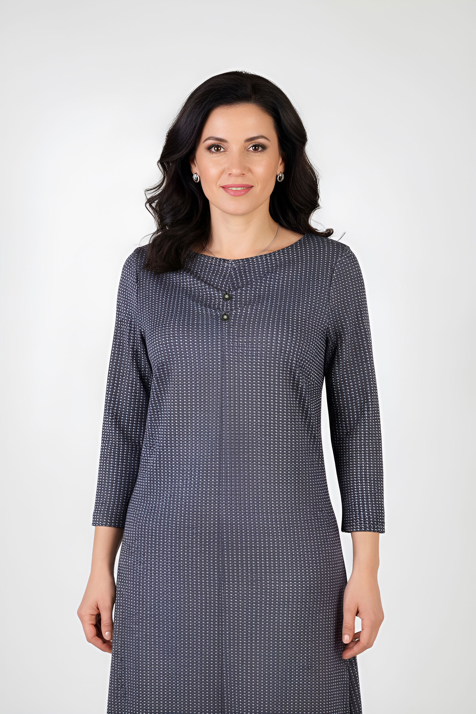 Rochie tricotată de damă cu decolteu elegant 25515 / 2025 Rochie tricotată de damă cu decolteu elegant 25515 / 2025