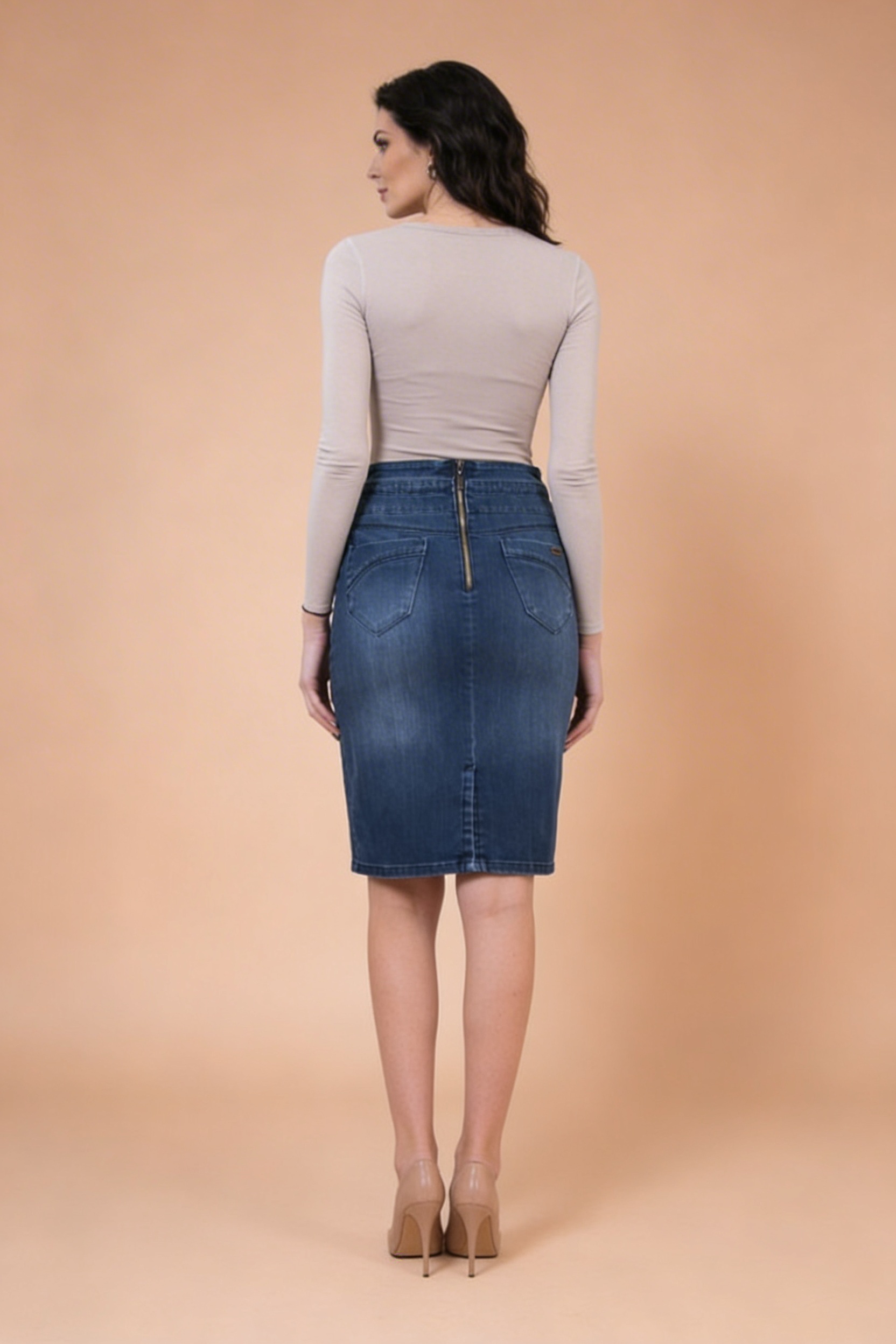 Fusta din denim cu nasturi decorative 18101 / 2018 Fusta din denim cu nasturi decorative 18101 / 2018