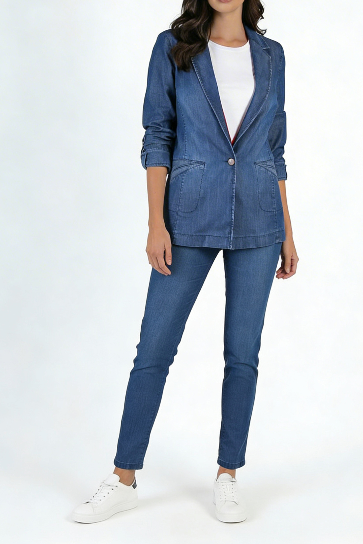 Slim and Elegant Tencel Denim Jacket 25122 / 2025 Slim and Elegant Tencel Denim Jacket 25122 / 2025